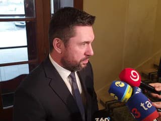 Minister Richard Takáč pred rokovaním vlády