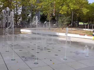 V Košiciach sprístupnili zrevitalizované námestie fontány KVP
