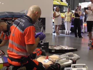 Umelá inteligencia a robotické technológie pomáhajú už aj záchranárom na Slovensku