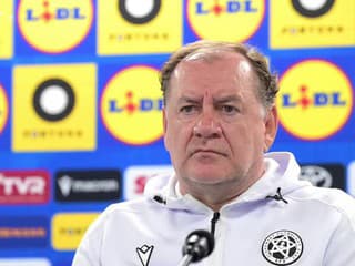 Tréner V. Weiss pred zápasom s Kazachstanom v Košiciach