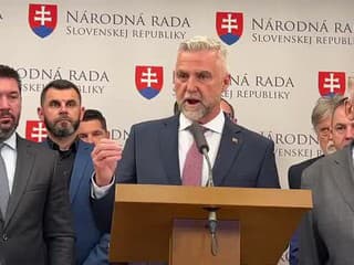 Tlačová konferencia Smer-SD: Vyjadrenie k podozreniam v PPA a reakcii Michala Šimečku na sieťach