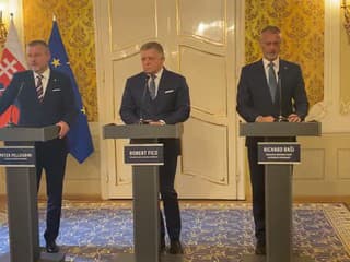 TK po stretnutí troch najvyšších ústavných činiteľov na Úrade vlády