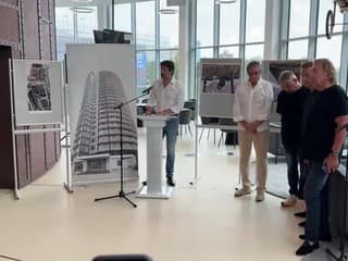 Tlačový brífing v novom sídle MO SR (“Kukurica”) za účasti podpredsedu vlády a ministra obrany SR Roberta Kaliňáka.