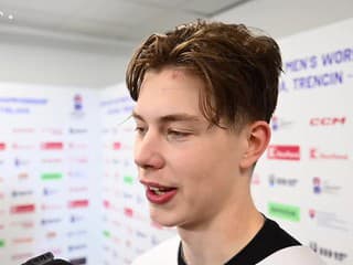 Hokejista Jakub Floriš po zápase s Dánskom