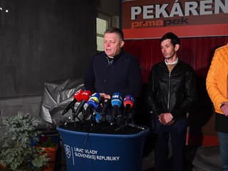 Robert Fico počas nočnej zmeny v pekárni: Chcem vzdať úctu a hold všetkým, ktorí pracujú v noci