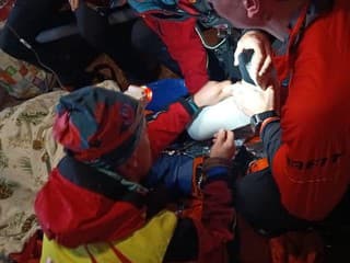 Horskí záchranári museli ratovať zraneného skialpinistu v Malej Studenej doline