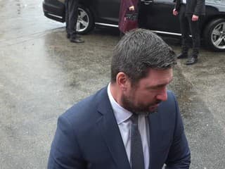 Richard Takáč o výjazdovom rokovaní vlády a Šutajovej hotovosti