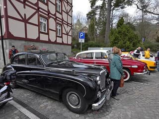 Prvomájový retro sprievod v Tatranskej Lomnici
