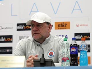 Tréner Slovana Vladimír Weiss po prehre so Žilinou: Sme sklamaní z výsledku aj výkonu