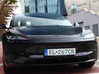 Tesla a systém asistovanej jazdy TAD v Bratislave