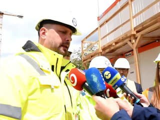 Výstavba novej nemocnice v Banskej Bystrici napreduje bez komplikácií, uviedol minister Šaško