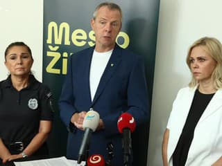Primátor Žiliny Peter Fiabáne varuje pred nárastom organizovaného žobrania detí počas letných prázdnin