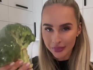 Recept Lucie Mokráňovej na fit obed z brokolice