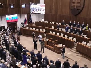 Začala sa 49. parlamentná schôdza parlamentu