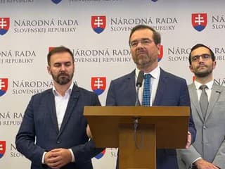 Tlačová konferencia hnutia Slovensko k aktuálnej politickej situácii