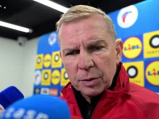 Tréner slovenskej futbalovej reprezentácie do 21 rokov Jaroslav Kentoš po prehre s Írskom