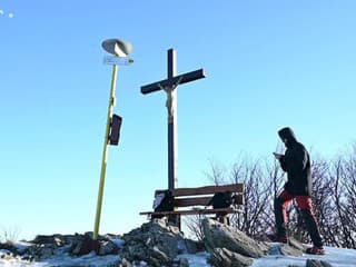 Turistika na vrch Šimonka v Slánskych vrchoch