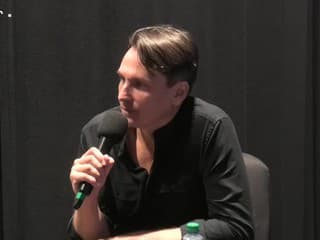 Scenárista Peter Rajčák a herec Ondrej Hraška k premiére filmu Generál Golian