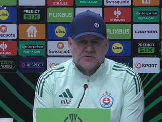 Vladimír Weiss st. po zápase s Häckenom: Hráči vyžmýkali všetky sily, hrali sme o česť a pre divákov