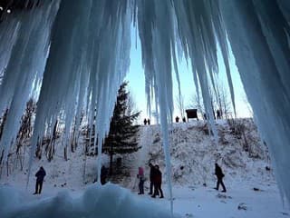 Ľadopád Šikľavá skala - jeden z najkrajších prírodných úkazov na Slovensku