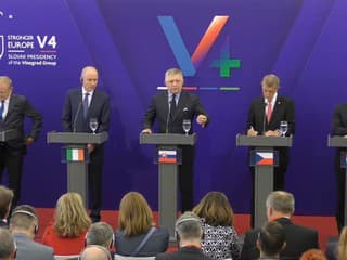 Premiér verí, že kľúčovou témou krajín V4 bude znižovanie cien elektriny