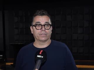 Pomajbo je na konci so silami: Jeho mama je pripútaná na lôžko! Bojujeme, ale…