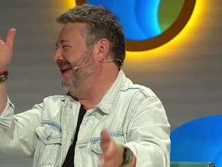 Nákazlivo vtipný hosť v Inkognite: Vodič trolejbusu Matúš rozosmial glosátorov, Hudák o ňom povedal TOTO!