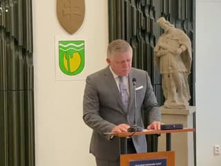 Robert Fico: Pre okresy Komárno, Levice a Šaľa vyčlenila vyše 1,8 milióna eur