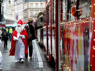 V Bratislave premáva vianočná flotila