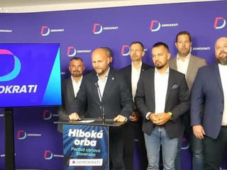 Mrzí nás, že toto referendum nie je úspešné, uviedol Naď