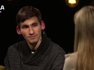 Otázkou ho dostala do úzkych, mladý muž habkal pred očami Viktora: ADELA, pýtaj sa TROCHU INAK!