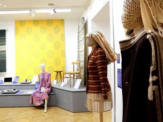 Výstava Jedna inšpirácia, dve cesty. ÚĽUV 1945 - 1989