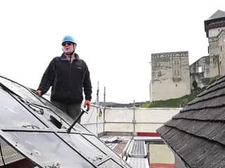 Rekonštrukcia Hodinovej veže na Trenčianskom hrade pokračuje