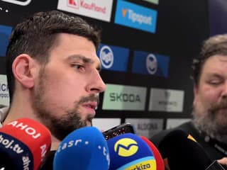 Hráč HC Košice Šimon Petráš po prehre so Slovanom
