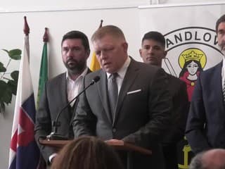 Fico zopakoval, že útok z Handlovej sa môže opäť stať, vyzval na upokojenie