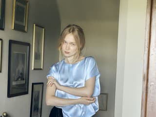 Daniela Pešková tvorí módu s dôrazom na remeslo: Luxus podľa nej spočíva v kvalite materiálu