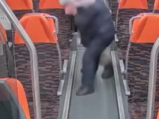 Vlakvedúca skončila po útoku cestujúceho v nemocnici