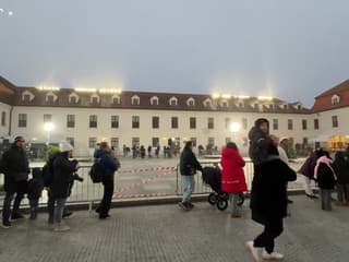 Mikuláš odovzdával darčeky deťom na Bratislavskom hrade