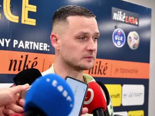 Hráč Skalice Roman Potočný po prehre v Košiciach