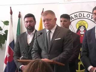 Premiér vyjadril veľké znepokojenie nad ruskými útokmi blízko hraníc