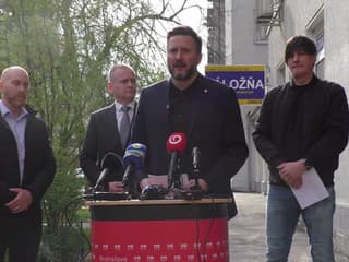 Matúš Vallo a Martin Chren hovoria, že záložne sú problémové