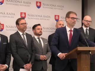 NRSR: Opozícia navrhla odvolať R. Kaliňáka pre pochybenia na stavbe nemocnice