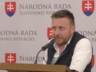 Hlas spochybňuje Smer i SNS, chce tým zastaviť pokles preferencií, tvrdí Kotlár