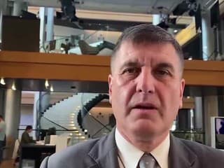 B. Ondruš o aktualizácii zoznamu škodlivých látok na ochranu zamestnancov v EÚ
