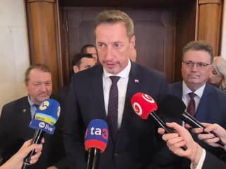 Milan Majerský sa vyjadril k nočnej schôdzi