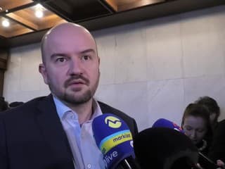 Hlasovanie o Migaľovi je podľa opozície hanba, nemá ani podporu svojich