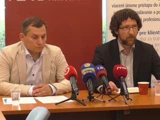 Verejné financie sú v horšom stave ako pred rokom, uviedol Peter Gonda