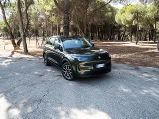 PRVÁ JAZDA: Ak chcete lacný a veľký elektromobil, Leapmotor B03X môže byť správny kandidát