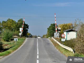 Veľké komplikácie pre motoristov na Záhorí. Uzatvorenie priecestia na viac ako rok