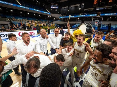 Pred rokom sa basketbalistom Patrioti Levice podarilo ako vôbec historicky prvému slovenskému tímu dostať do skupinovej fázy Ligy majstrov (LM). Teraz je pred zverencami trénera Michala Madzina rovna